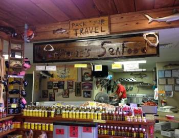 Things To Do Lartigue's Seafood Market